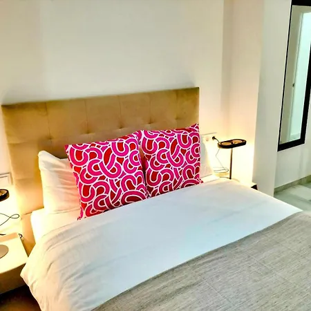 Apartamento Edificio Francisco Cano By 10tosea *