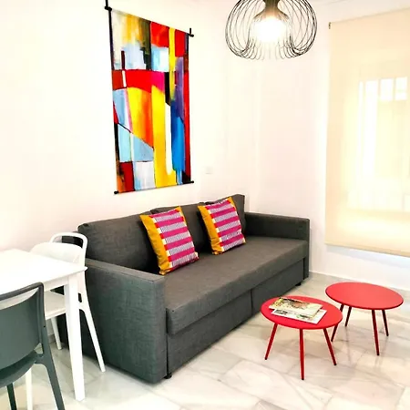 Edificio Francisco Cano By 10tosea Appartement